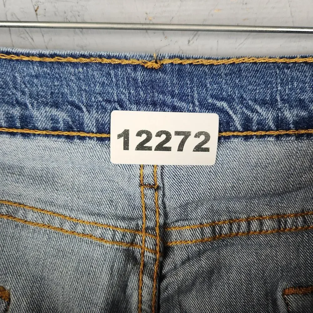 Levis measurements photos